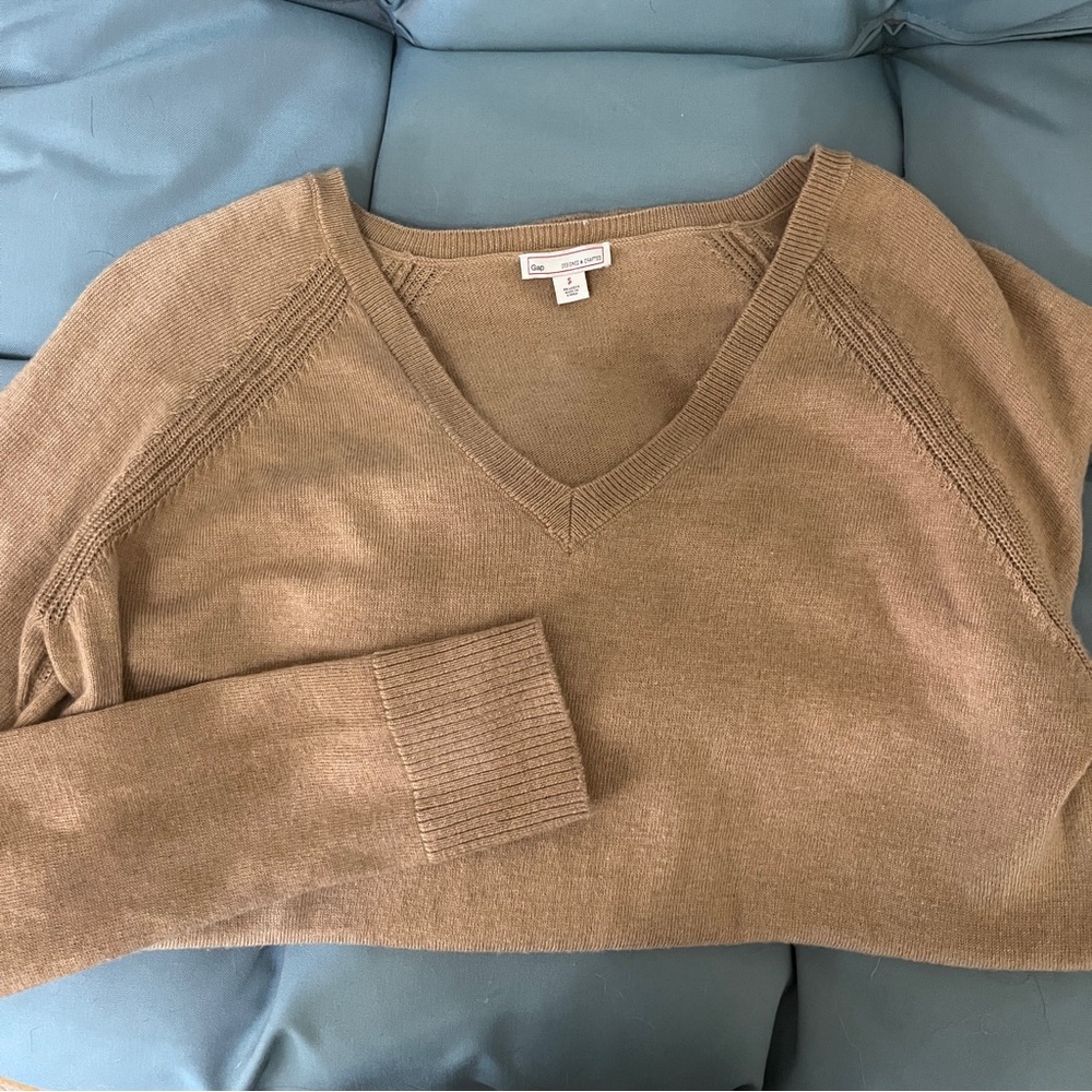 Gap Merino Wool Blend Camel Sweater Size Small